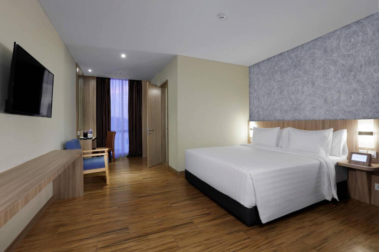 Aston Nagoya City Hotel Exterior photo